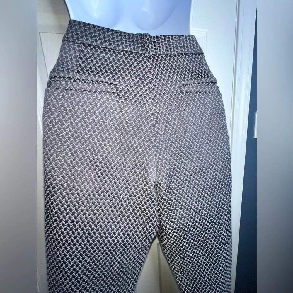 Banana Republic Sloan Fit Size 8 Gray Geometric Slim Leg Trouser Dress Pants M